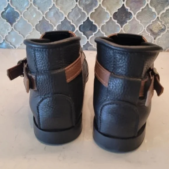 Polo boots and leather shoes - Picture 4 of 8